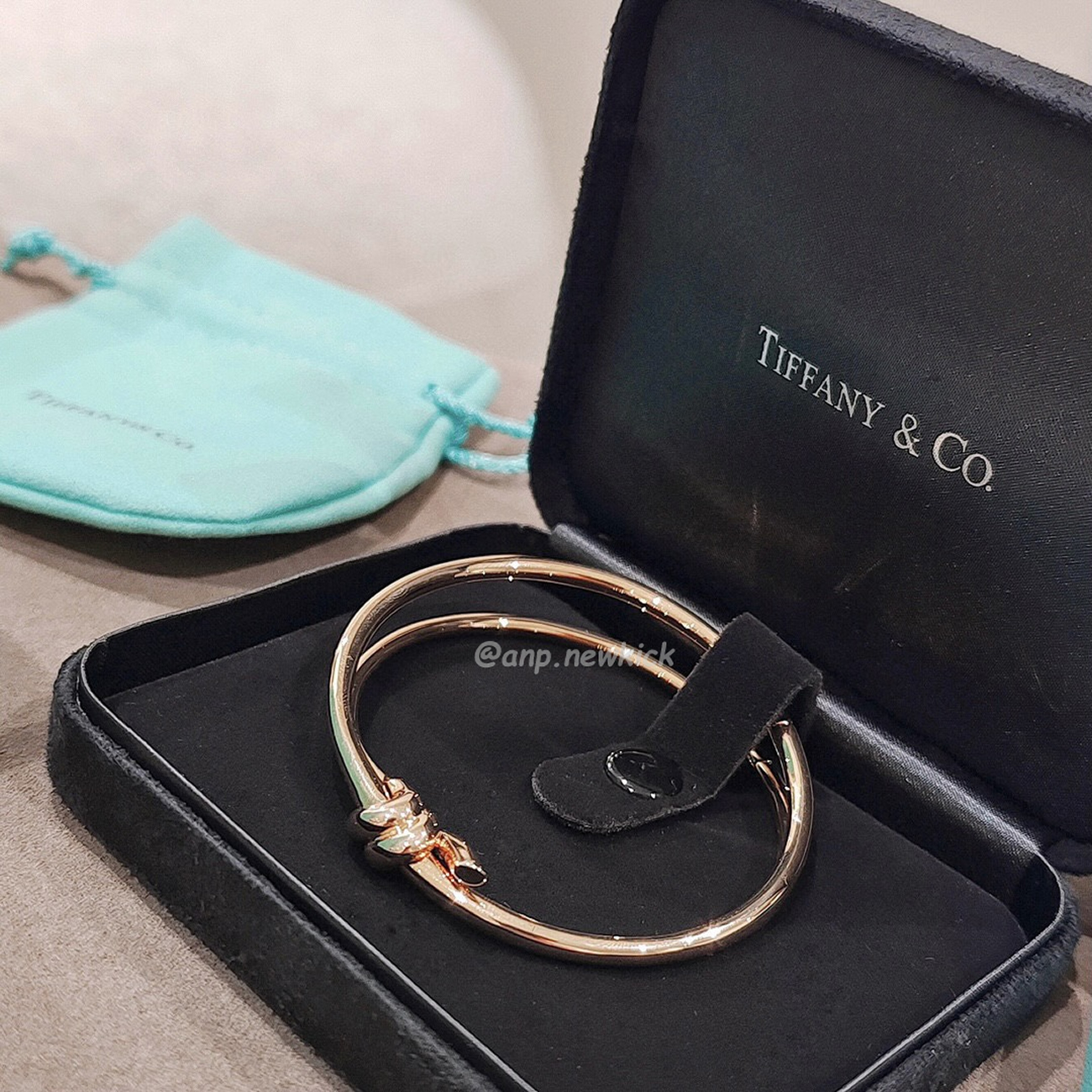 Tiffany Knot Rose Gold Diamond Bracelet (5) - www.newkick.vip